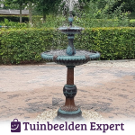bronzen fontein tuin